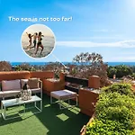 Holiday home Vacation I La Alzambra Peaceful Hideaway With Sea Views, Close To Puerto Banus, Large Communal Pool, Luxury Renovated Interiors, Sun-drenched Terrace Marbella