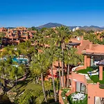 Vacation I La Alzambra Peaceful Hideaway With Sea Views, Close To Puerto Banus, Large Communal Pool, Luxury Renovated Interiors, Sun-drenched Terrace Holiday home