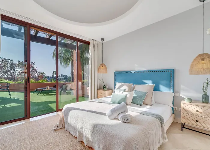 Vacation I La Alzambra Peaceful Hideaway With Sea Views *