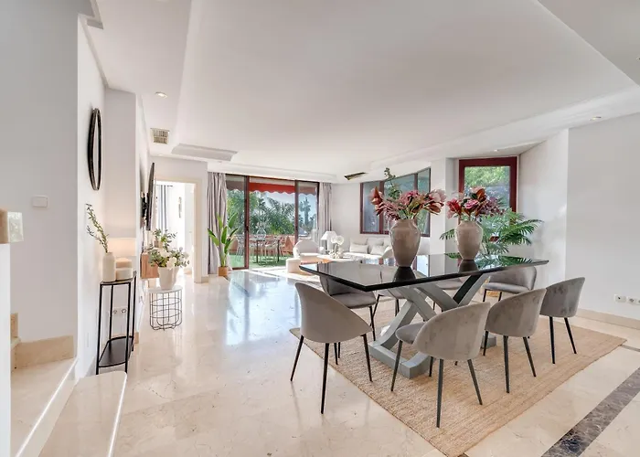 Vacation I La Alzambra Peaceful Hideaway With Sea Views