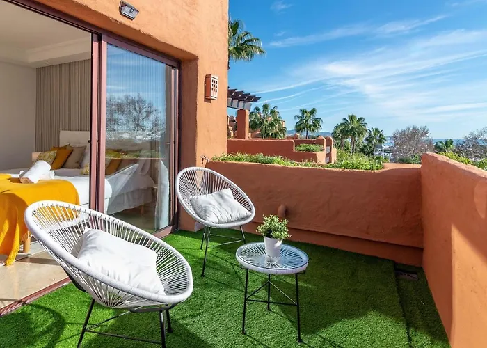 Vacation I La Alzambra Peaceful Hideaway With Sea Views Semesterbostad