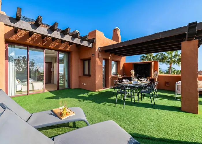 Semesterbostad Vacation I La Alzambra Peaceful Hideaway With Sea Views Marbella