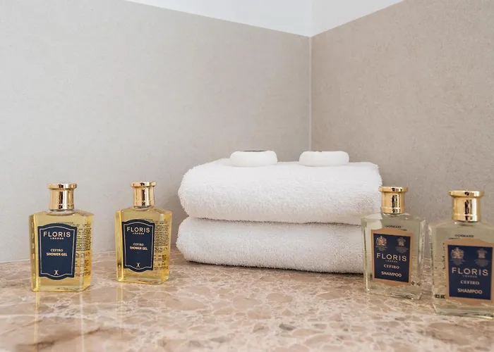 Vacation I La Alzambra Peaceful Hideaway With Sea Views *